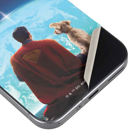Superman 2025 Superman & Krypto watch the Earth Google Pixel 9 Skin